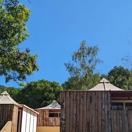 Le Village Des Sources Campsite *
