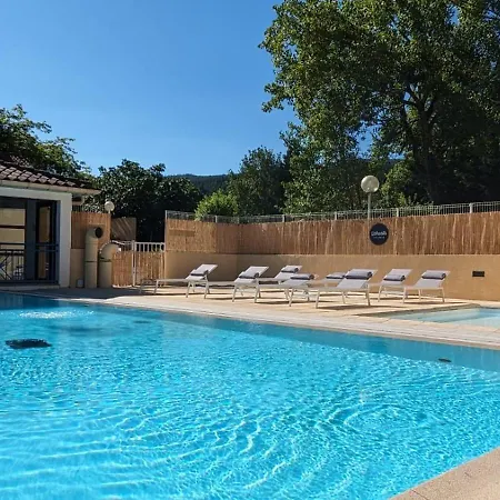 Le Village Des Sources *